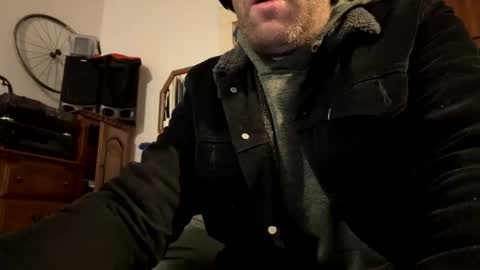 dayblue online show from December 5, 1:36 am