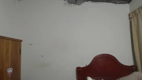 Dylon online show from October 4, 11:58 pm