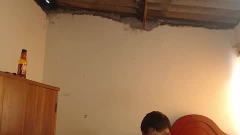 Dylon online show from December 22, 7:00 pm