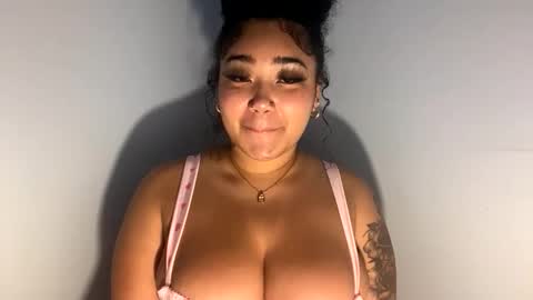 dayqueen1 online show from April 25, 11:46 am