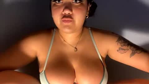 dayqueen1 online show from April 26, 8:56 am