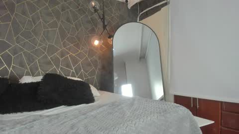Snapshot of dayra_angels chatting on May 30, 7:44 pm DAYRA ANGELS online show from May 30, 7:44 pm