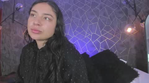 Snapshot of dayra_angels chatting on May 31, 6:04 pm DAYRA ANGELS online show from May 31, 6:04 pm