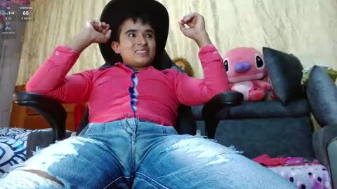 dayro_dduran online show from March 28, 8:08 pm