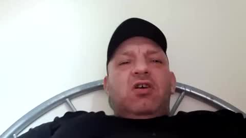 Snapshot of dazzaboxer chatting on November 18, 2:54 pm dazzaboxer online show from November 18, 2:54 pm