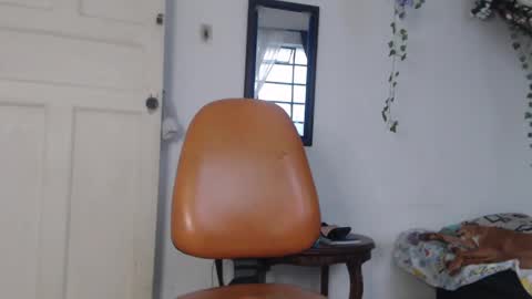 Snapshot of dazzayyy chatting on May 3, 12:11 pm dazzayy online show from May 3, 12:11 pm