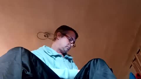 Snapshot of dazzill chatting on January 18, 10:39 pm Dazzill online show from January 18, 10:39 pm