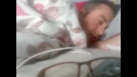 Snapshot of dazzill chatting on February 2, 8:46 am Dazzill online show from February 2, 8:46 am