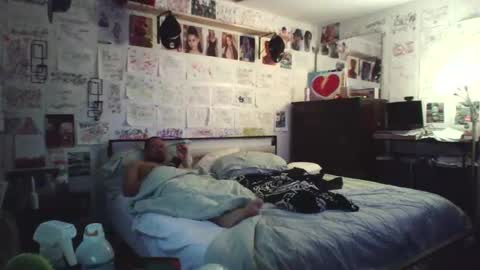 dbeamon92 online show from February 17, 12:23 pm