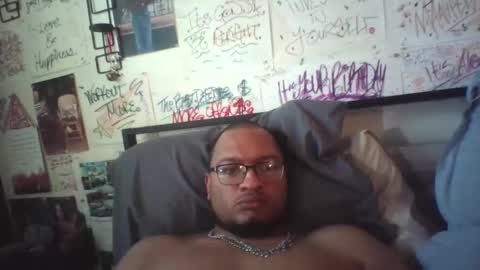 Snapshot of dbeamon92 chatting on April 23, 1:35 pm dbeamon92 online show from April 23, 1:35 pm