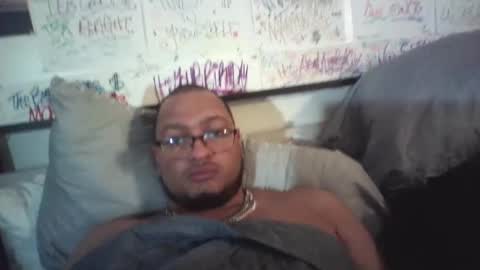 Snapshot of dbeamon92 chatting on April 25, 3:09 am dbeamon92 online show from April 25, 3:09 am