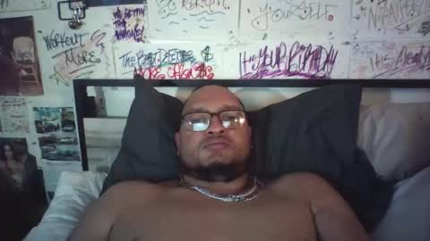 Snapshot of dbeamon92 chatting on May 6, 2:11 pm dbeamon92 online show from May 6, 2:11 pm