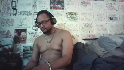 Snapshot of dbeamon92 chatting on May 27, 2:58 pm dbeamon92 online show from May 27, 2:58 pm