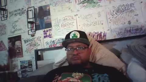 Snapshot of dbeamon92 chatting on May 28, 5:10 pm dbeamon92 online show from May 28, 5:10 pm