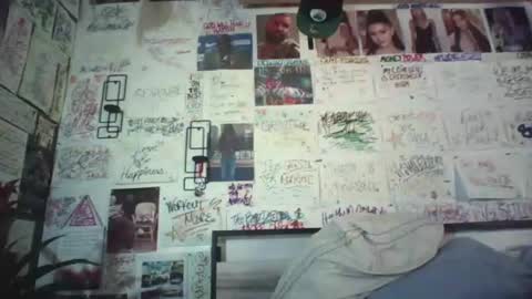 Snapshot of dbeamon92 chatting on June 17, 6:20 pm dbeamon92 online show from June 17, 6:20 pm