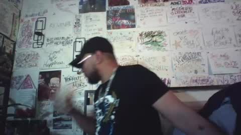 Snapshot of dbeamon92 chatting on June 20, 5:16 pm dbeamon92 online show from June 20, 5:16 pm