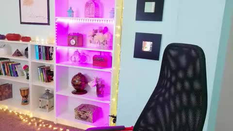 Shari online show from February 6, 5:45 am