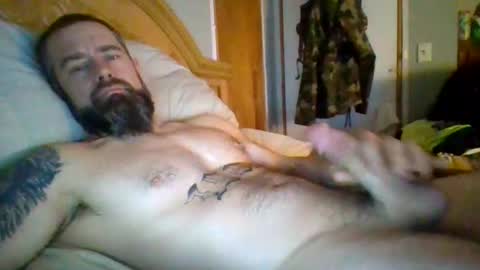 Snapshot of ddady22 chatting on February 1, 10:59 am ddady22 online show from February 1, 10:59 am