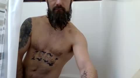 Snapshot of ddady22 chatting on March 13, 10:44 am ddady22 online show from March 13, 10:44 am