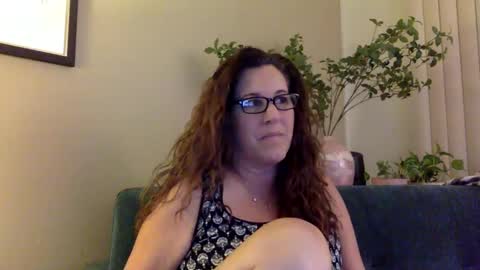 DDMolly online show from December 29, 5:53 am