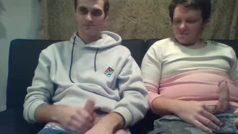 Snapshot of deafguyproud69 chatting on October 31, 2:12 am deafguyproud69 online show from October 31, 2:12 am