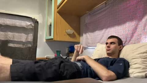 Snapshot of deafguyproud69 chatting on April 10, 3:39 pm deafguyproud69 online show from April 10, 3:39 pm