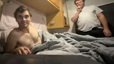 Snapshot of deafguyproud69 chatting on June 1, 4:09 pm deafguyproud69 online show from June 1, 4:09 pm