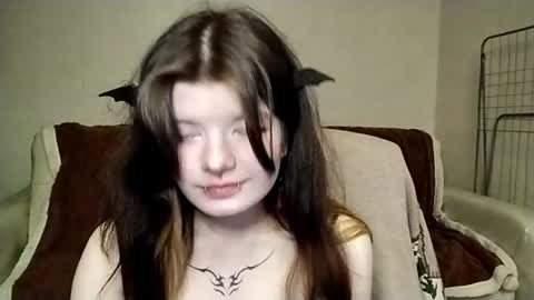 Snapshot of deannemillener chatting on May 8, 5:18 pm Camille online show from May 8, 5:18 pm