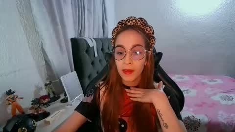 Snapshot of dear_juliet chatting on September 29, 10:36 pm Juliet online show from September 29, 10:36 pm