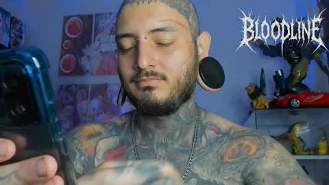    online show from October 31, 5:25 pm