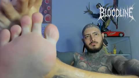    online show from December 18, 4:02 pm