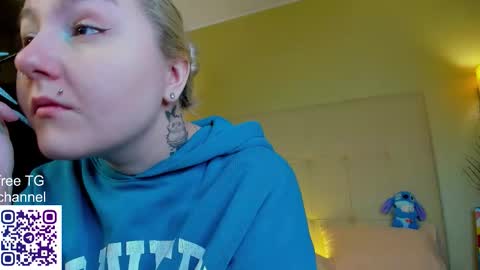 Debbie Mon Tue Fri Sun Sat GMT 3 1000am - 0400pm  online show from January 10, 5:26 pm