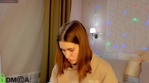 Jennifer online show from January 18, 11:30 pm