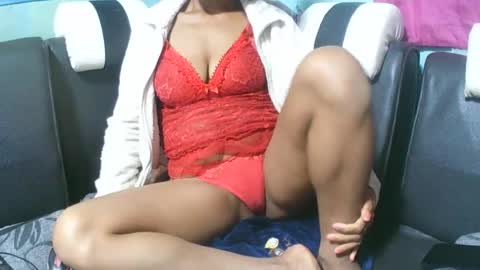 Snapshot of debbierisex chatting on June 3, 6:35 pm DebbieRiseX online show from June 3, 6:35 pm