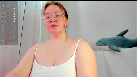 Snapshot of debbiewood chatting on December 24, 6:44 am DeboraDebbieDee online show from December 24, 6:44 am