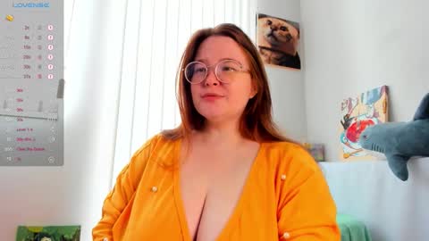 Snapshot of debbiewood chatting on September 13, 5:18 am DeboraDebbieDee online show from September 13, 5:18 am