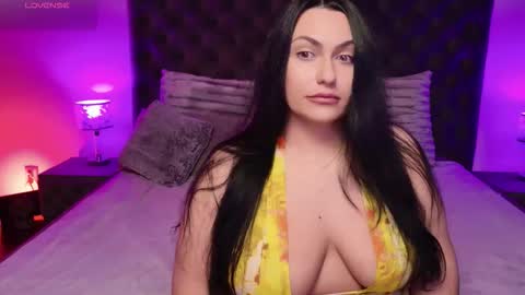 Snapshot of debinnyneanalover chatting on June 3, 9:34 am debinnyneanalover online show from June 3, 9:34 am