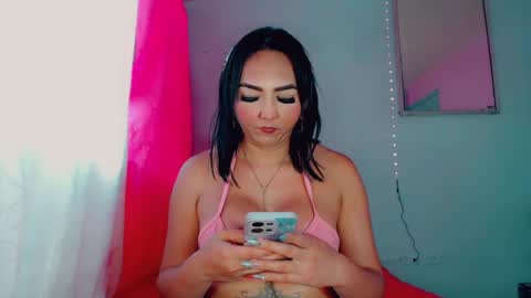 deboragill online show from June 17, 10:10 pm