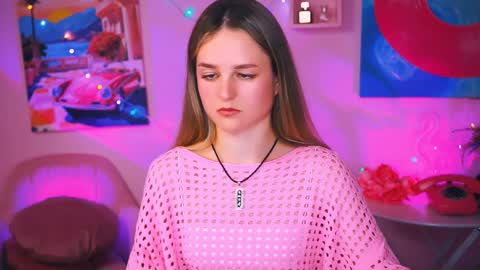 Snapshot of deboralarson chatting on December 12, 10:34 am Debora online show from December 12, 10:34 am