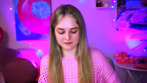 Snapshot of deboralarson chatting on March 5, 8:21 pm Debora online show from March 5, 8:21 pm