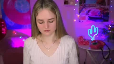 Snapshot of deboralarson chatting on March 10, 3:45 am Debora online show from March 10, 3:45 am