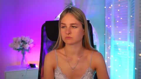 Debora online show from March 27, 8:26 am