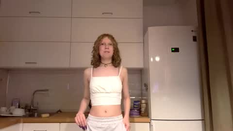 Hello My name is Sarah im new model here and little but shy. online show from December 15, 2:43 pm