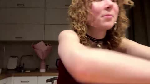 Hello My name is Sarah im new model here and little but shy. online show from January 11, 3:17 pm