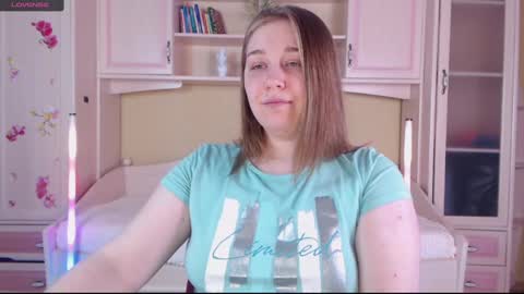 Snapshot of debramust chatting on January 20, 6:43 pm debramust online show from January 20, 6:43 pm