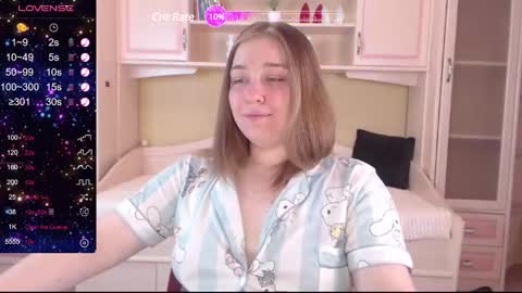 Snapshot of debramust chatting on February 6, 8:45 pm debramust online show from February 6, 8:45 pm