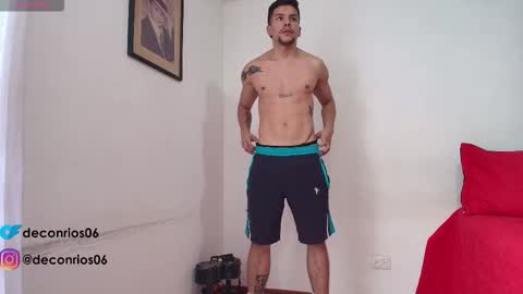 Santiago online show from December 1, 9:20 pm