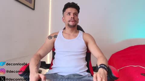 Santiago online show from April 4, 5:21 pm