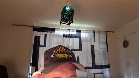 Snapshot of decusbomont chatting on June 5, 4:35 pm decusbomont online show from June 5, 4:35 pm