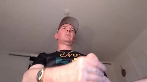 Snapshot of decusbomont chatting on June 7, 10:35 pm decusbomont online show from June 7, 10:35 pm